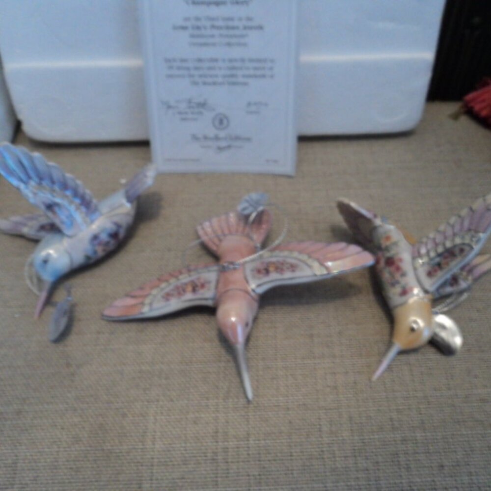 porcelain hummingbird ornaments~ lot of 3